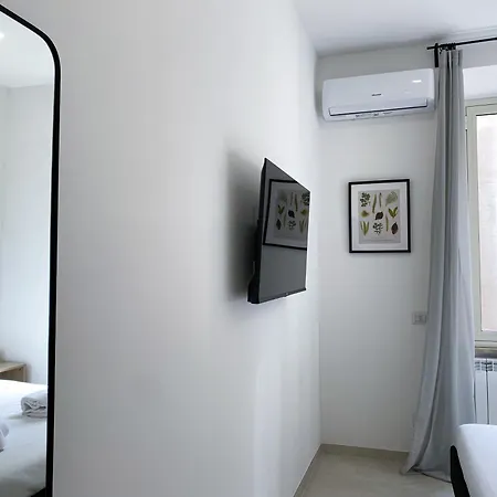 Casa Vittoria ホームステイ *